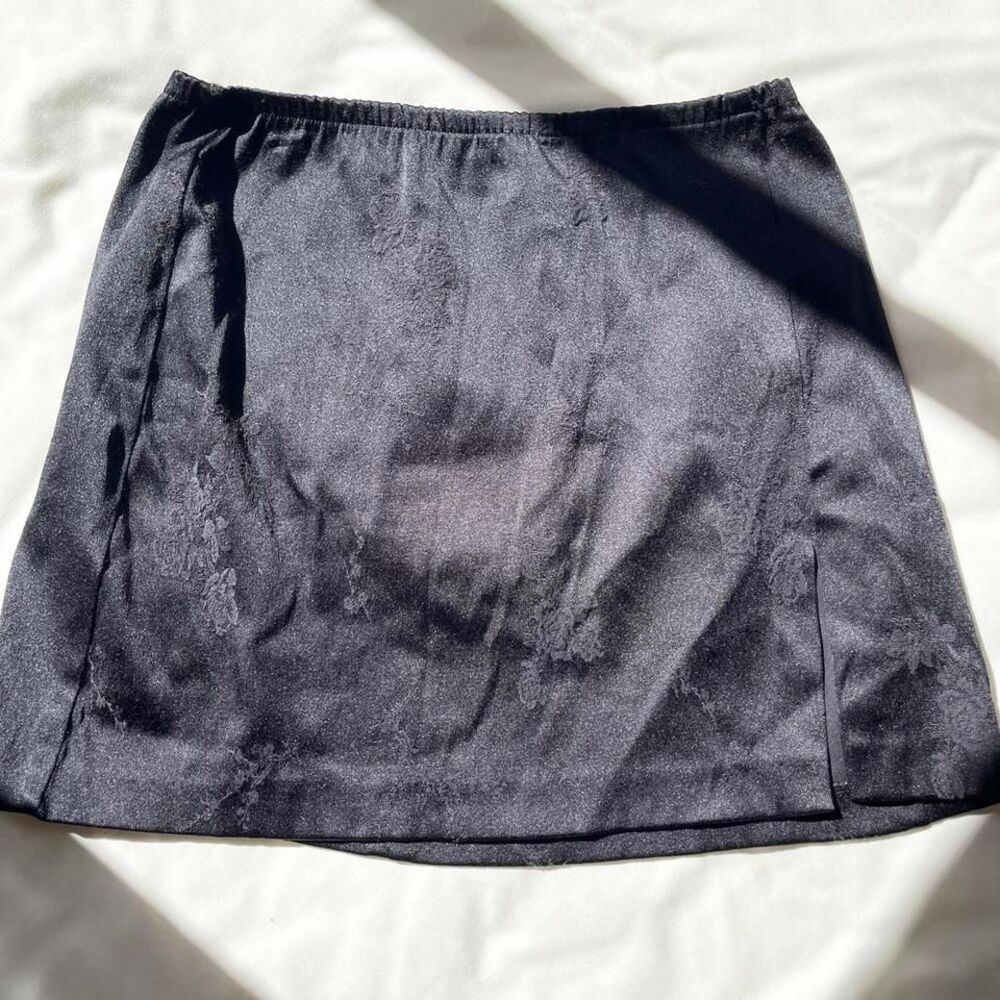 urban girl y2k black floral mini skirt womens size 11